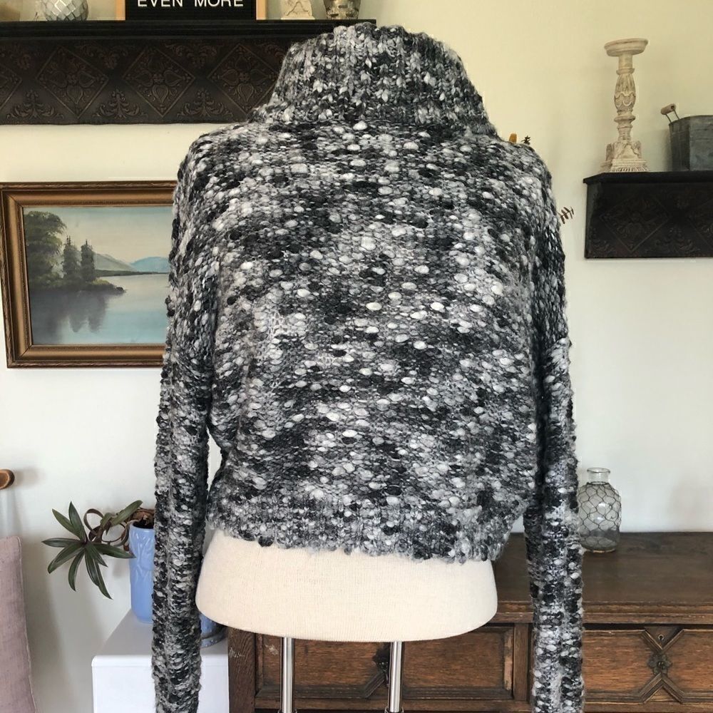 Hollister Large Knit Cropped Mock Neck Sweater